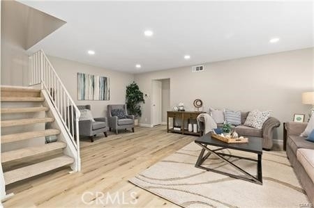 713 N Morgan - Photo 2