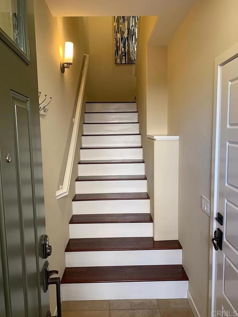 2223 Indus Way - Photo 3
