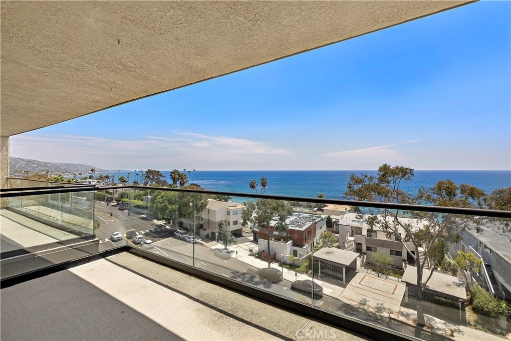 694 N Coast - Photo 8