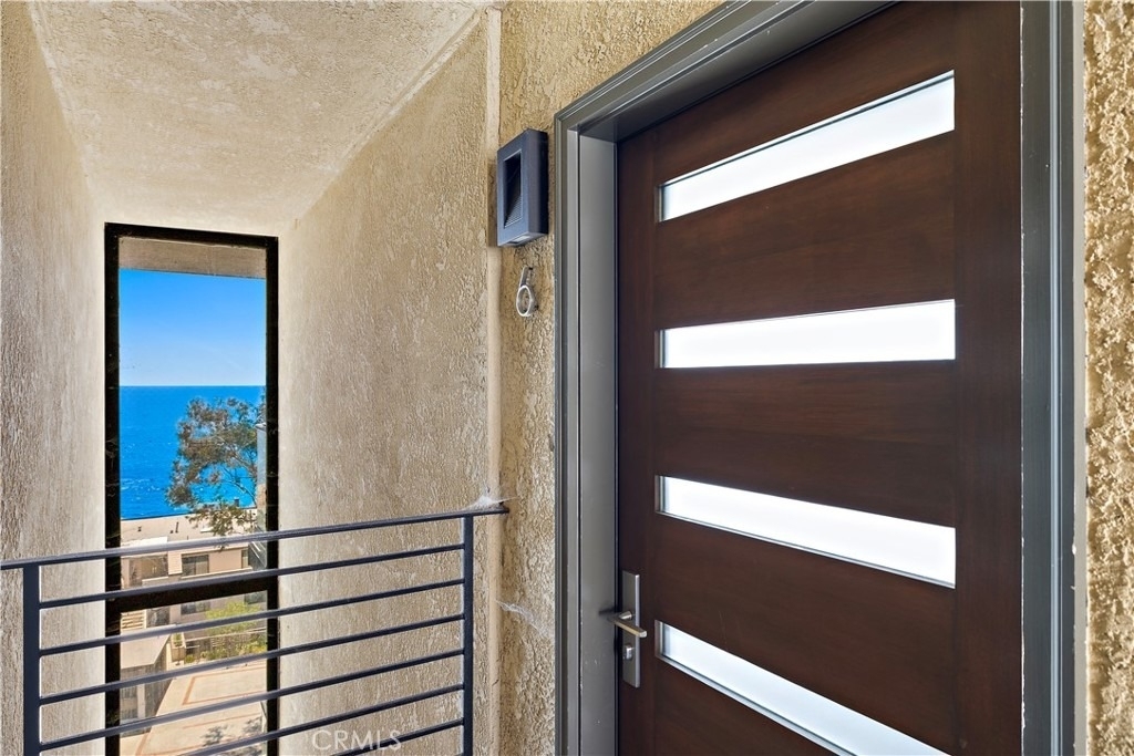 694 N Coast - Photo 1