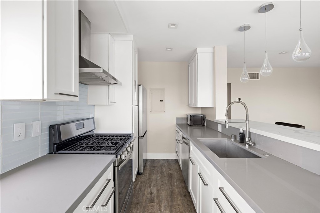 694 N Coast - Photo 5