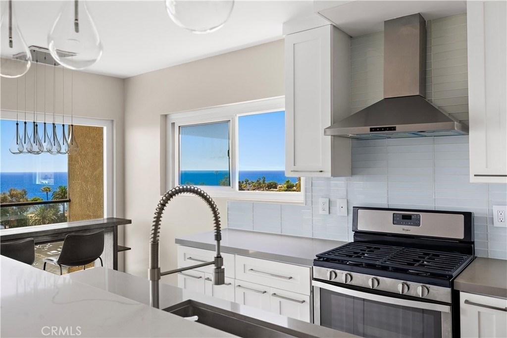 694 N Coast - Photo 3