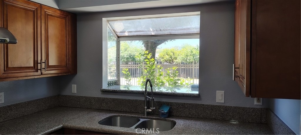 1425 S White - Photo 6