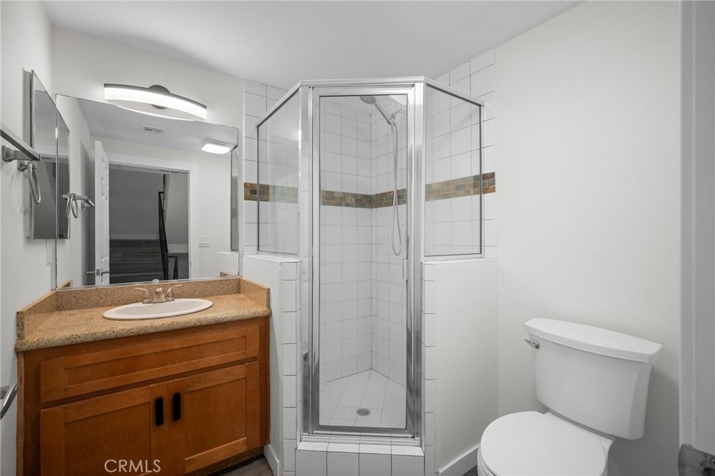 5521 Kester Avenue - Photo 19