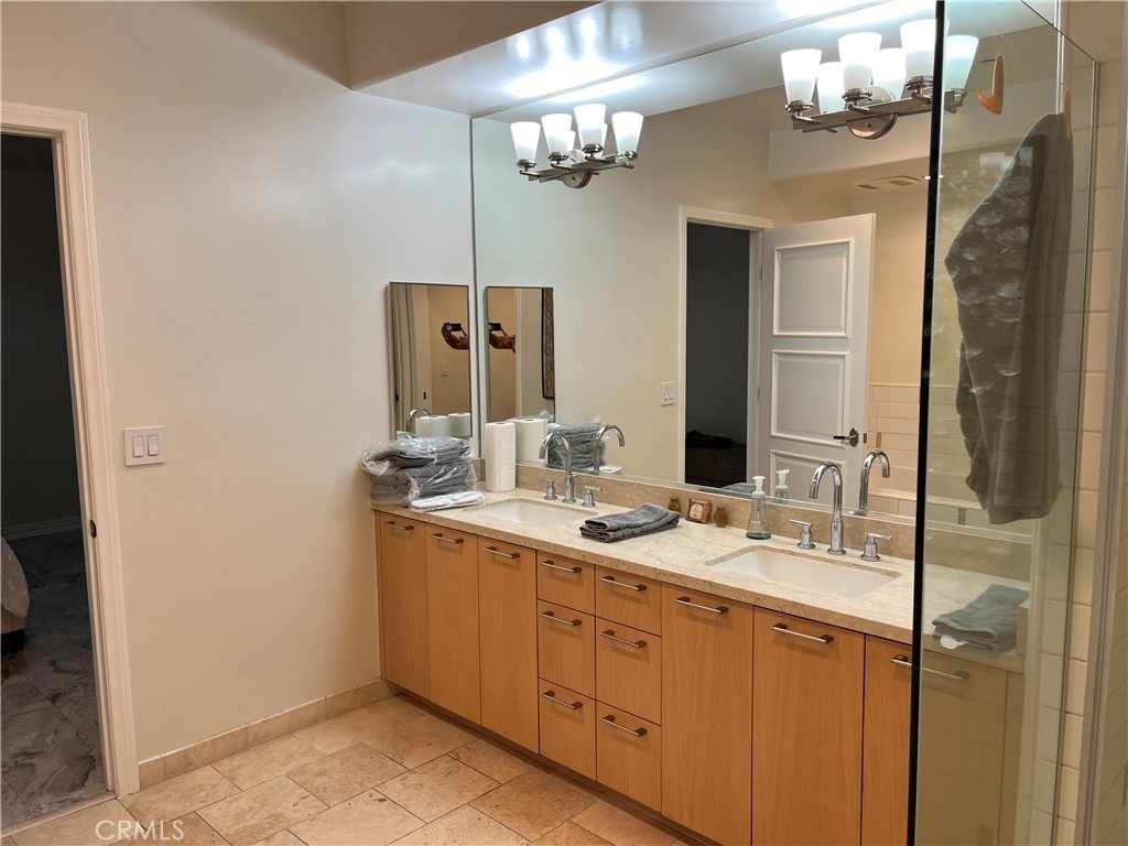 205 Caruso - Photo 17