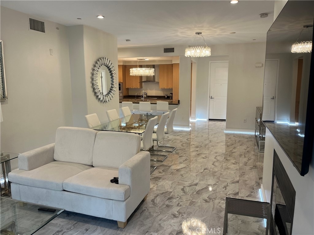 205 Caruso - Photo 14
