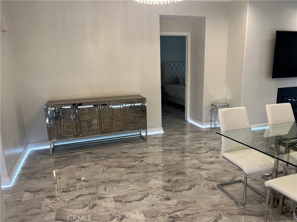 205 Caruso - Photo 13