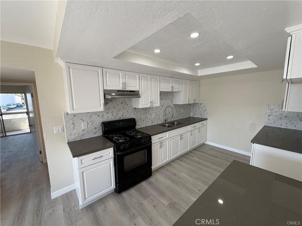 16970 Marygold - Photo 4