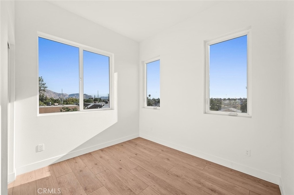 9613 Juniper Avenue - Photo 14