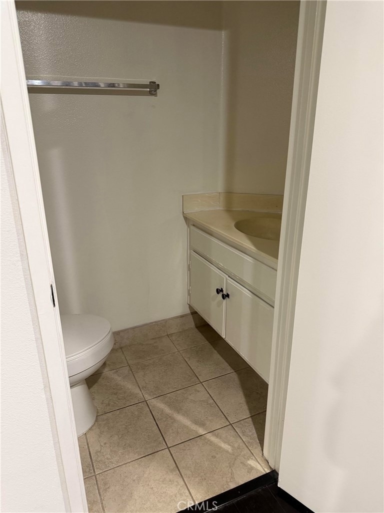 329 Genoa Street - Photo 14