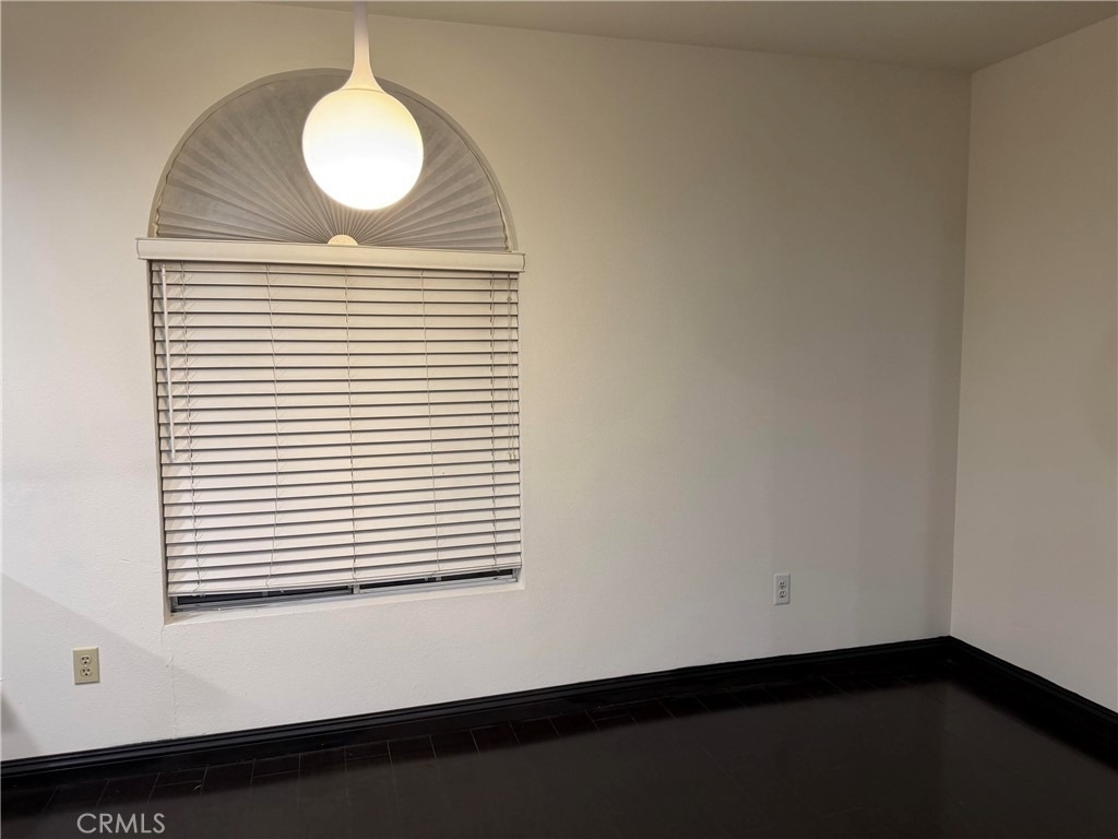 329 Genoa Street - Photo 16