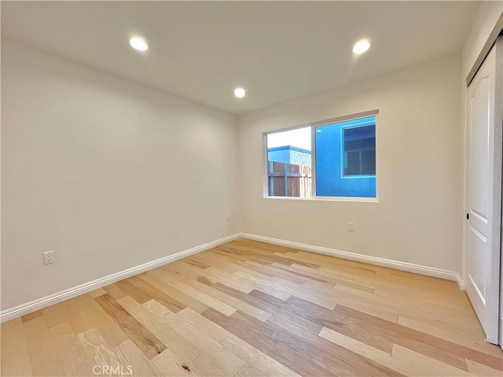 938 E Sandra Avenue - Photo 6