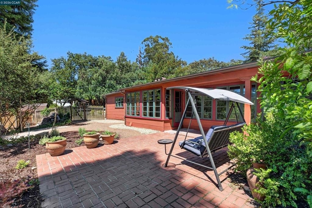 755 Glenside Dr - Photo 17