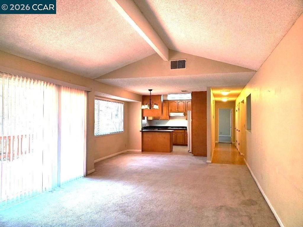 708 Court Ln - Photo 5