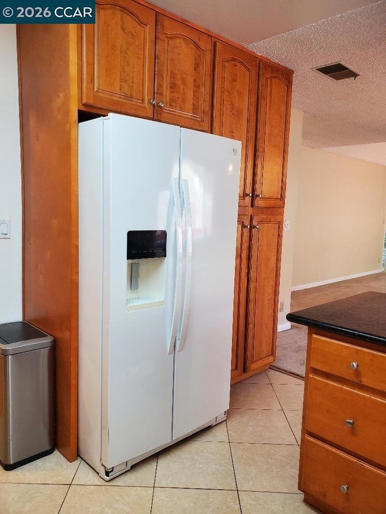 708 Court Ln - Photo 9