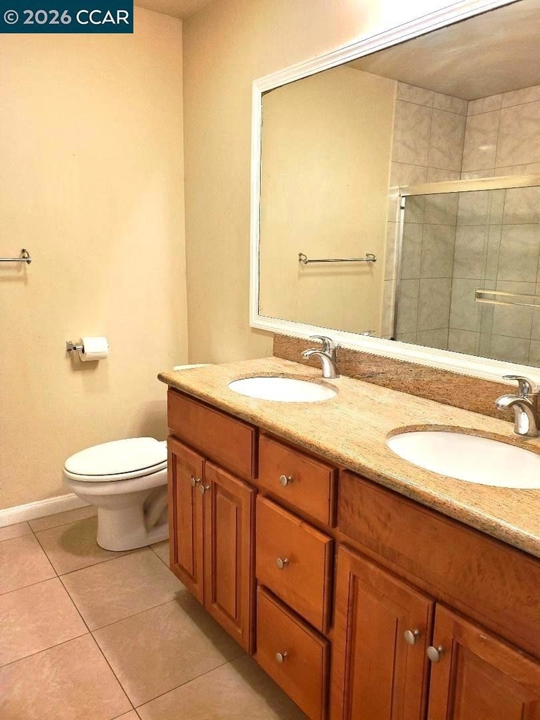 708 Court Ln - Photo 13