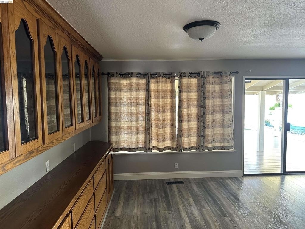 1472 Willow Lake Road - Photo 5