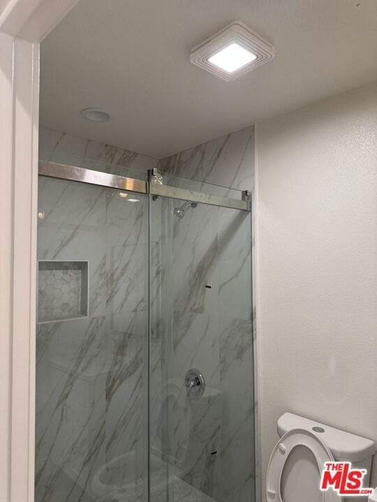 4608 Whispring Wood Court - Photo 7