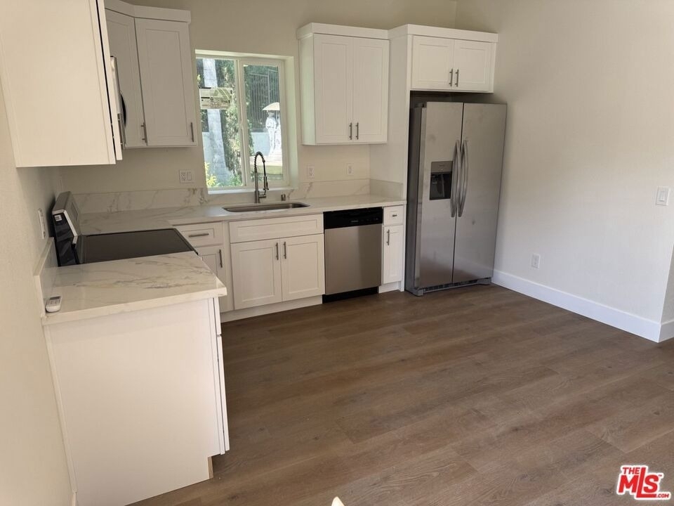 4608 Whispring Wood Court - Photo 2