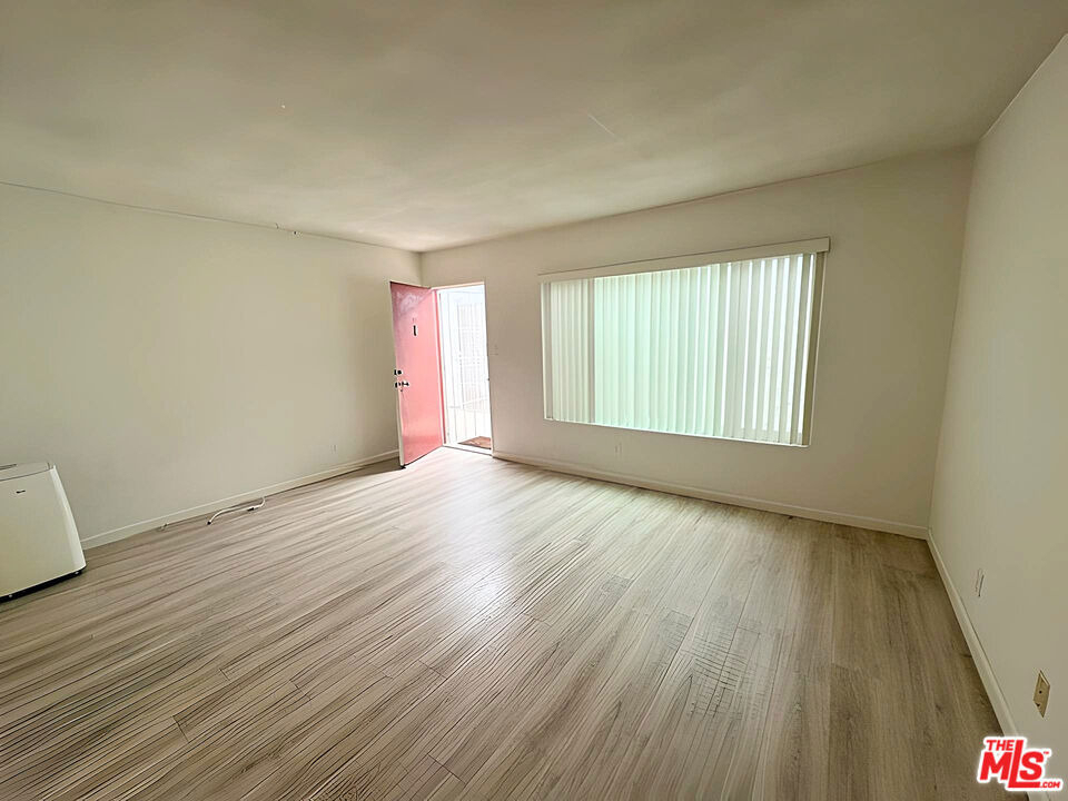 1630 Granville Avenue - Photo 1