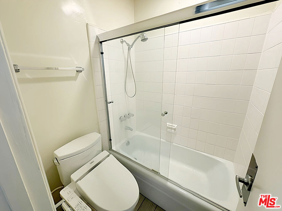 1630 Granville Avenue - Photo 8