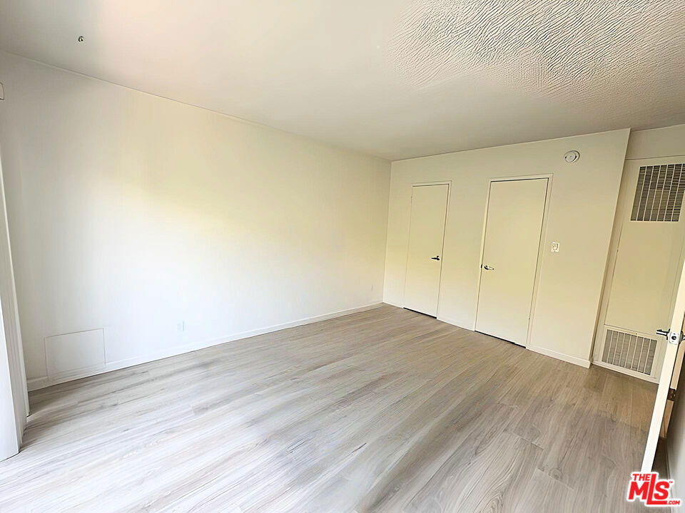 1630 Granville Avenue - Photo 10