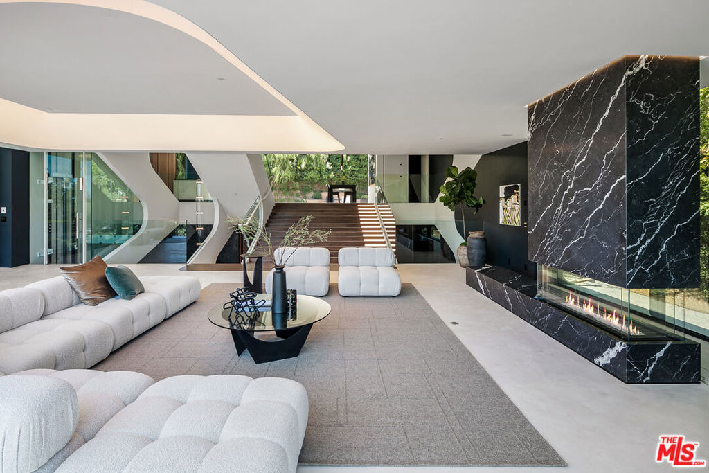 1254 Roberto Lane - Photo 7
