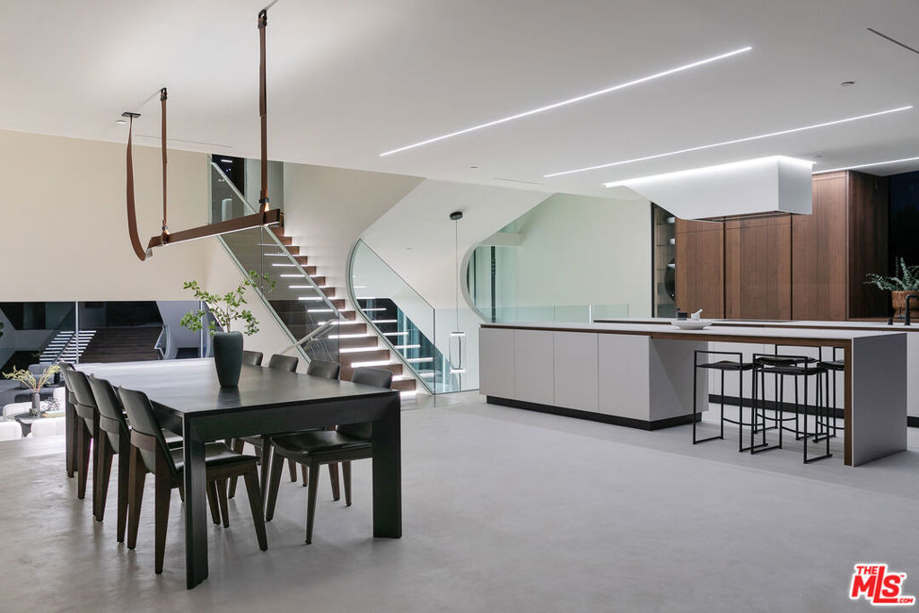 1254 Roberto Lane - Photo 15