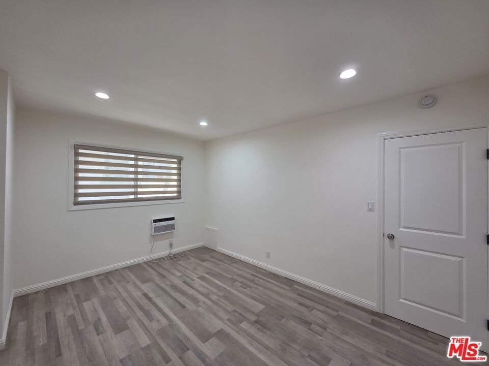1224 N Fairfax Avenue - Photo 22