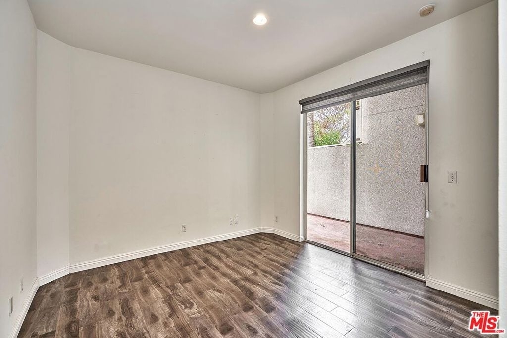 500 S Berendo Street - Photo 16