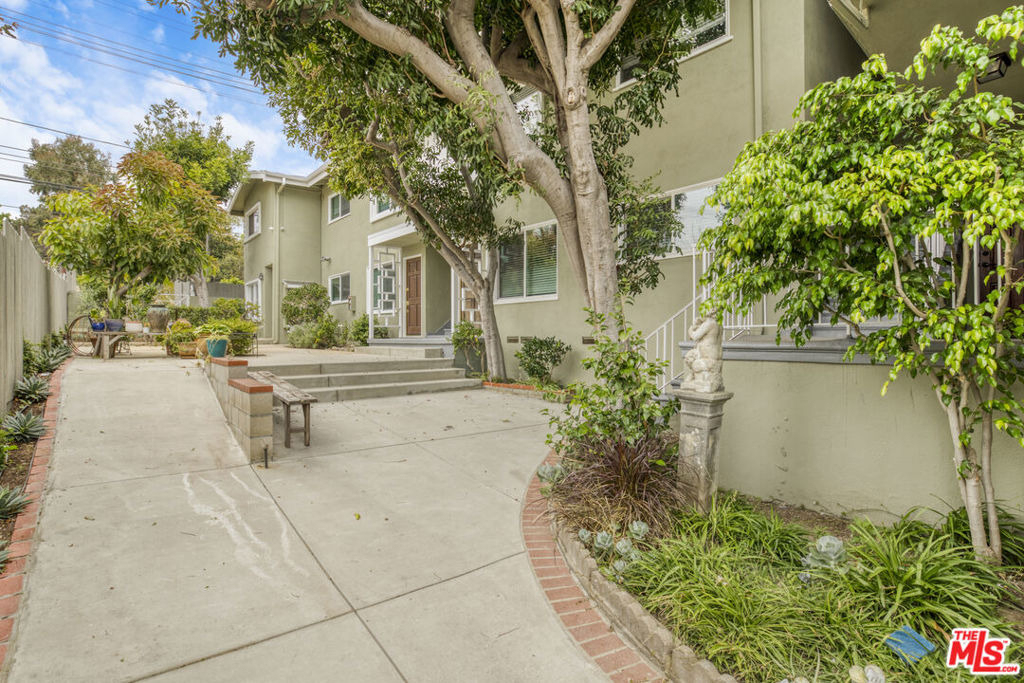 16144 W Sunset Boulevard - Photo 4