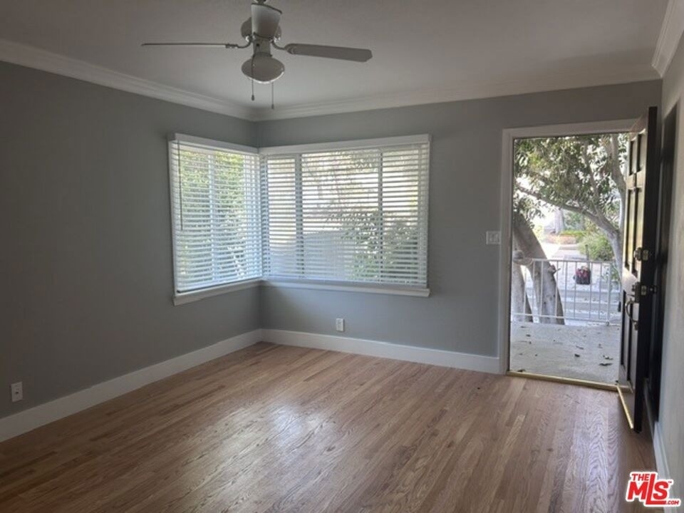 16144 W Sunset Boulevard - Photo 1