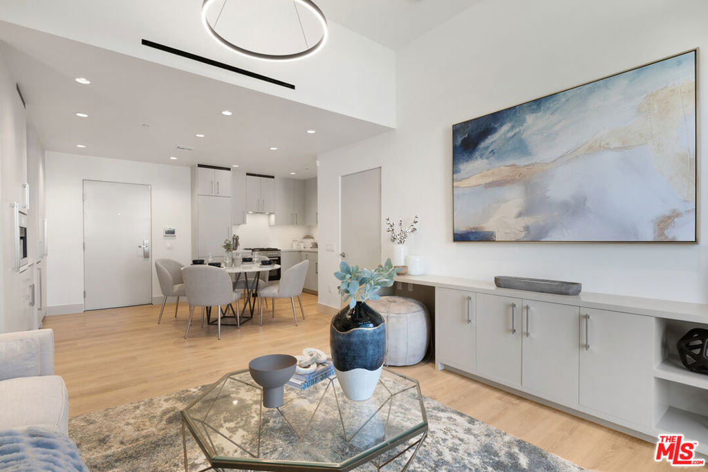 130 S Sepulveda Boulevard - Photo 5