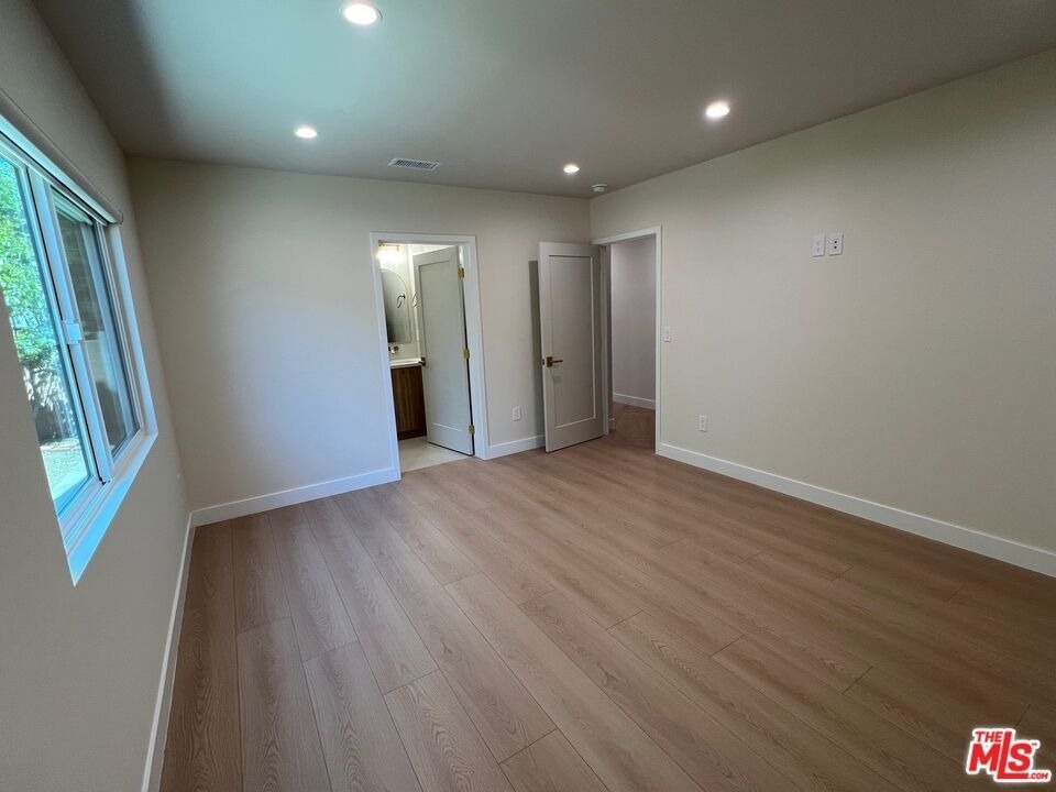 13338 Magnolia Boulevard - Photo 43