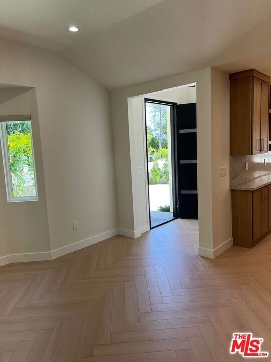 13338 Magnolia Boulevard - Photo 6