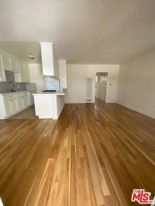 420 Raymond Avenue - Photo 5