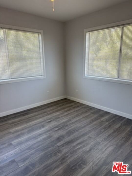 941 N Kingsley Drive - Photo 12
