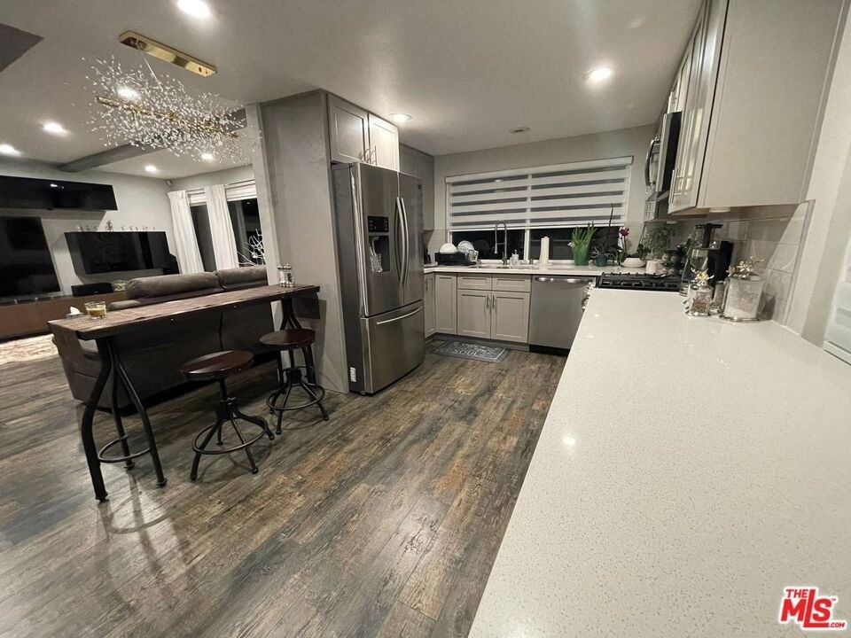 20716 Nashville Street - Photo 4