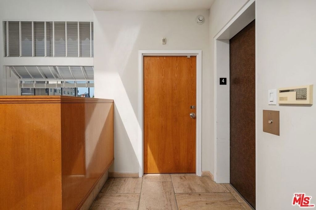 1360 S Beverly Glen Boulevard - Photo 7