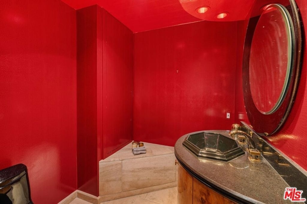 1360 S Beverly Glen Boulevard - Photo 23