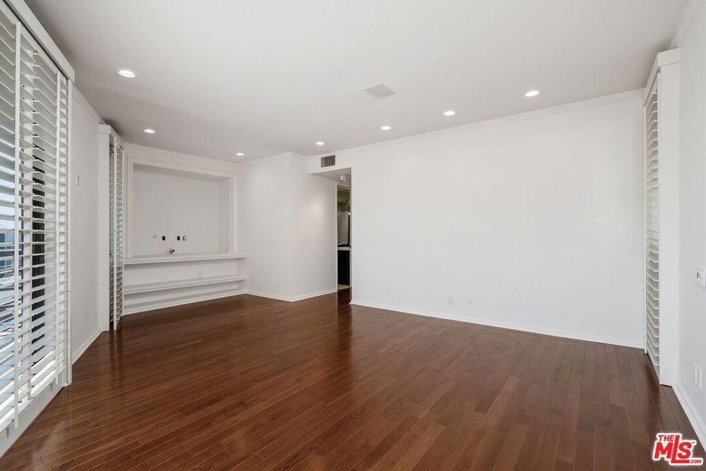 1360 S Beverly Glen Boulevard - Photo 34