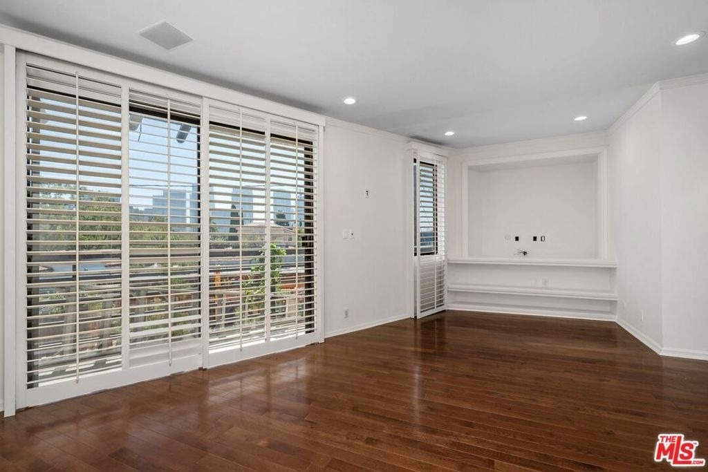 1360 S Beverly Glen Boulevard - Photo 35