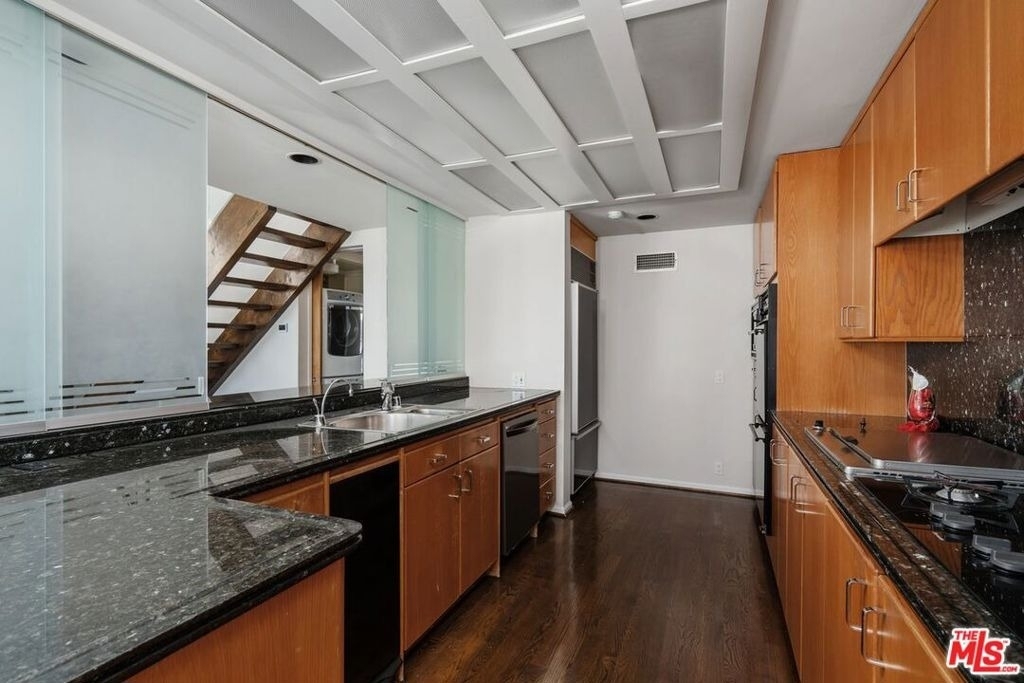 1360 S Beverly Glen Boulevard - Photo 12