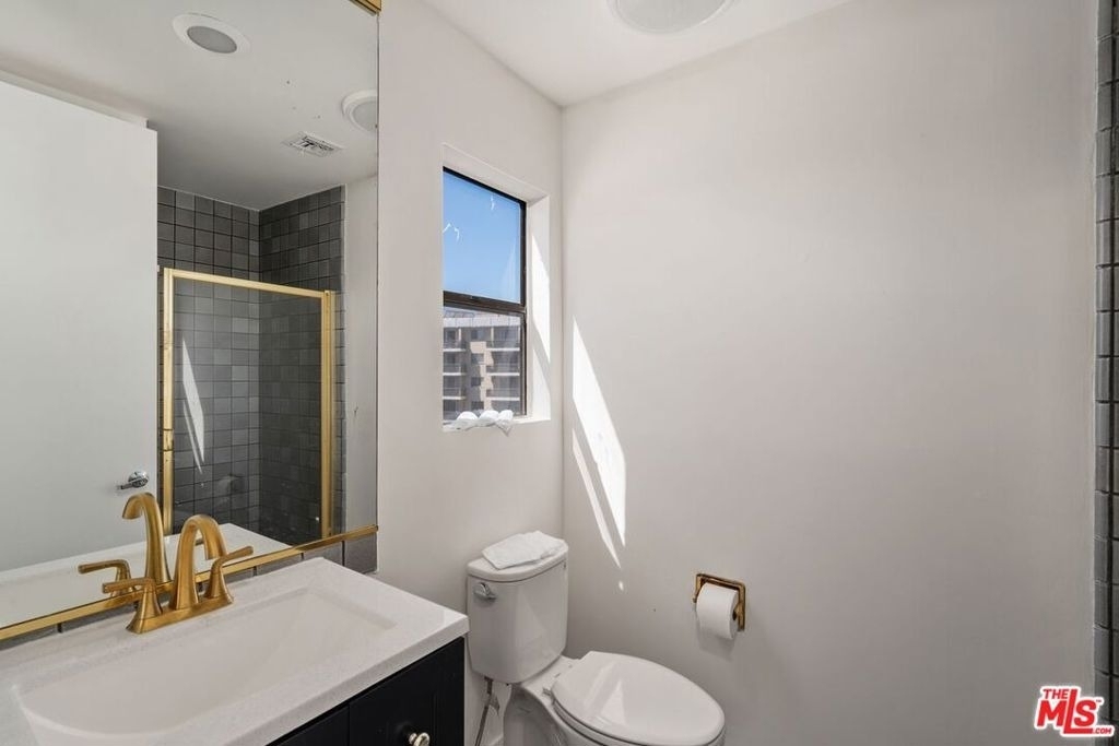 1360 S Beverly Glen Boulevard - Photo 19