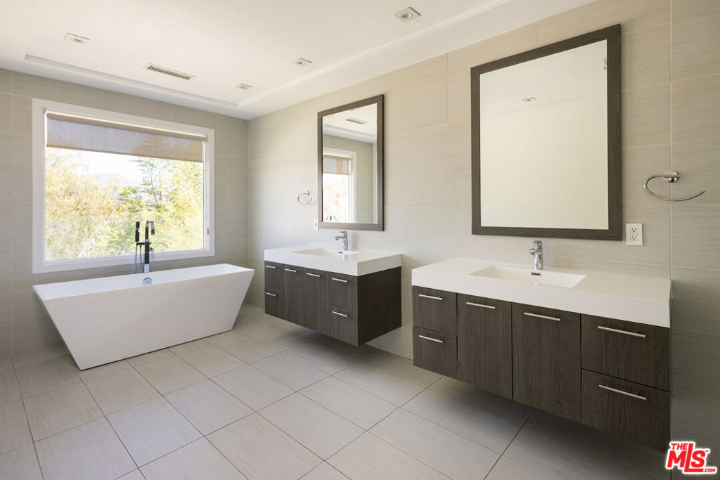 10901 Terryview Drive - Photo 11