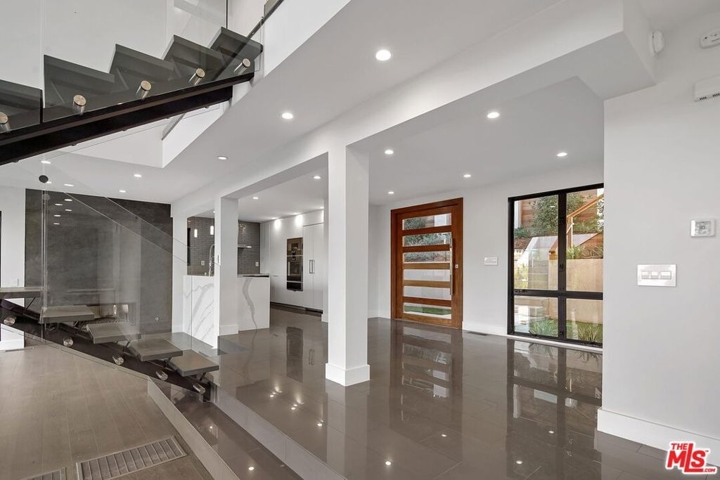 2000 Westridge Road - Photo 3