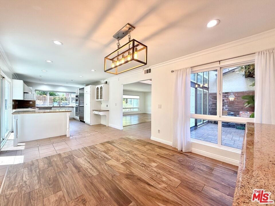 1615 Wellington Place - Photo 16