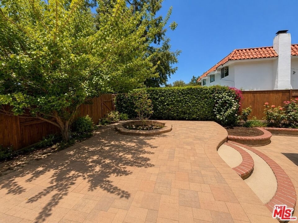 1615 Wellington Place - Photo 34