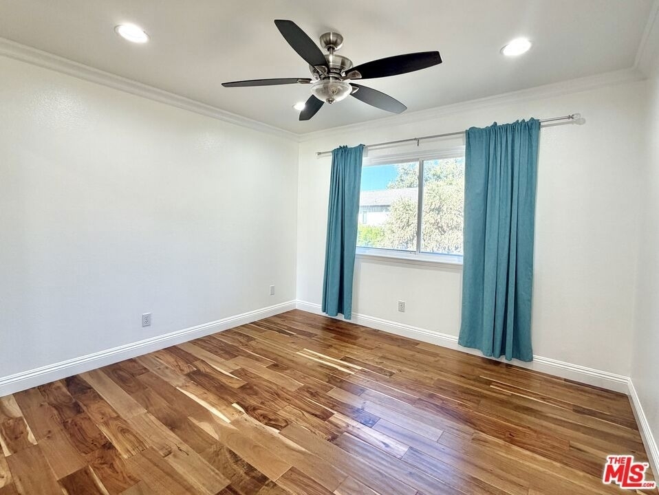 1615 Wellington Place - Photo 24