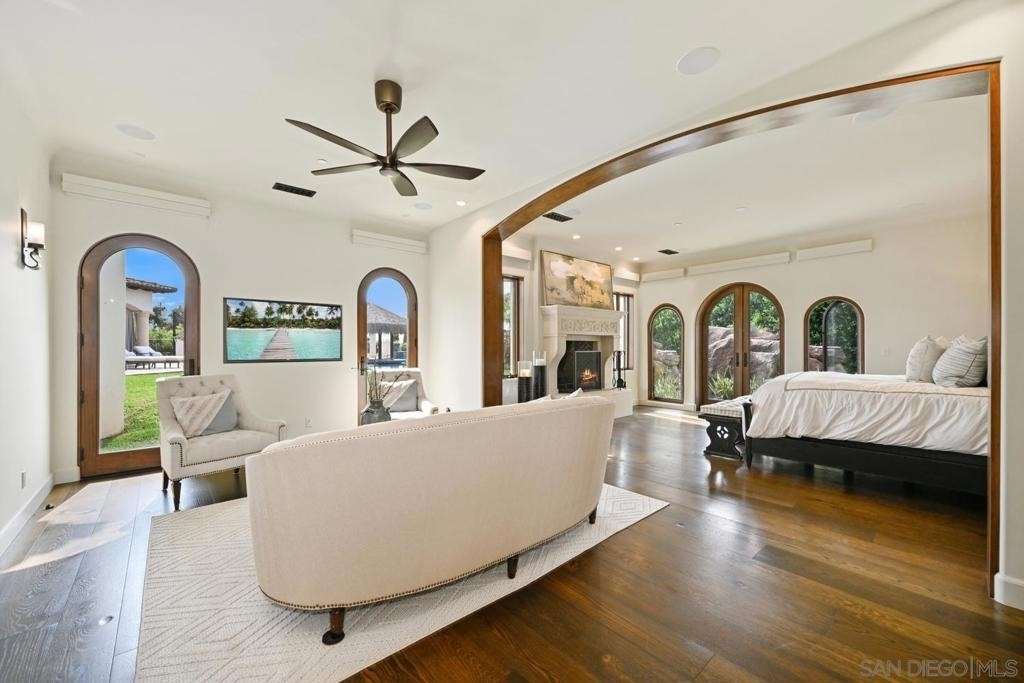 7031 Las Colinas - Photo 17